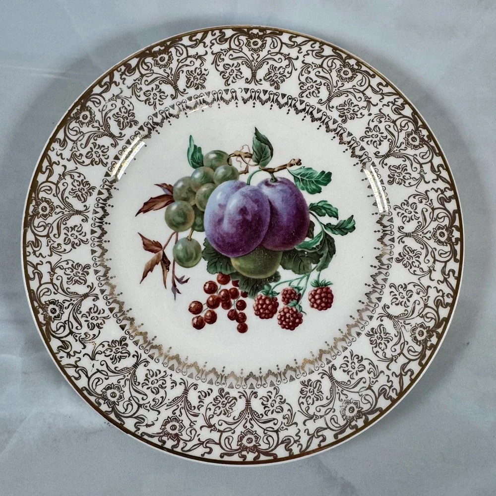 Lot of‎ 6 Salem Ovenproof Salad Plates Fruit Pattern 23K Gold Rims 7.25